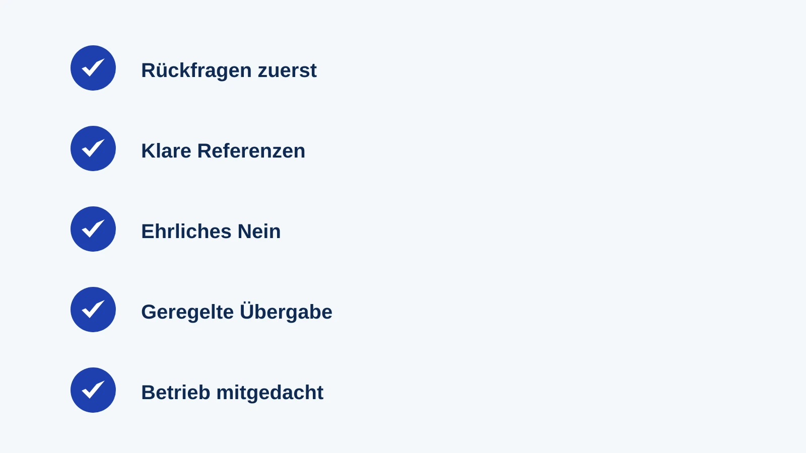 Fünf Qualitätsmerkmale eines erfahrenen Webentwicklers: Rückfragen, Referenzen, ehrliches Nein, Übergabe, Betrieb